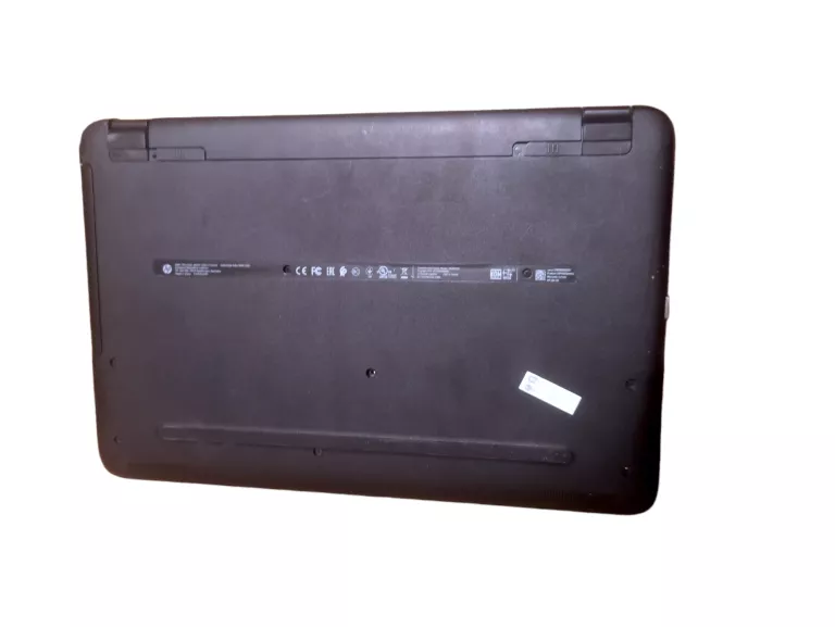 LAPTOP HP PAVILION 255 TPN-C126 Z ŁADOWARKĄ