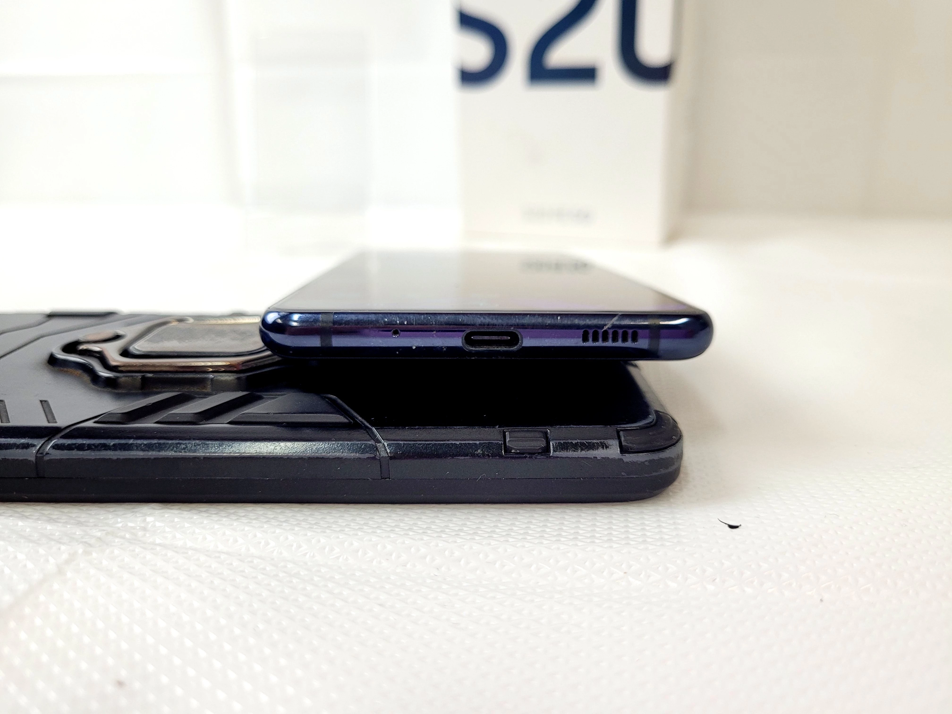 telefon-samsung-s20fe-5g-typ-smartfon