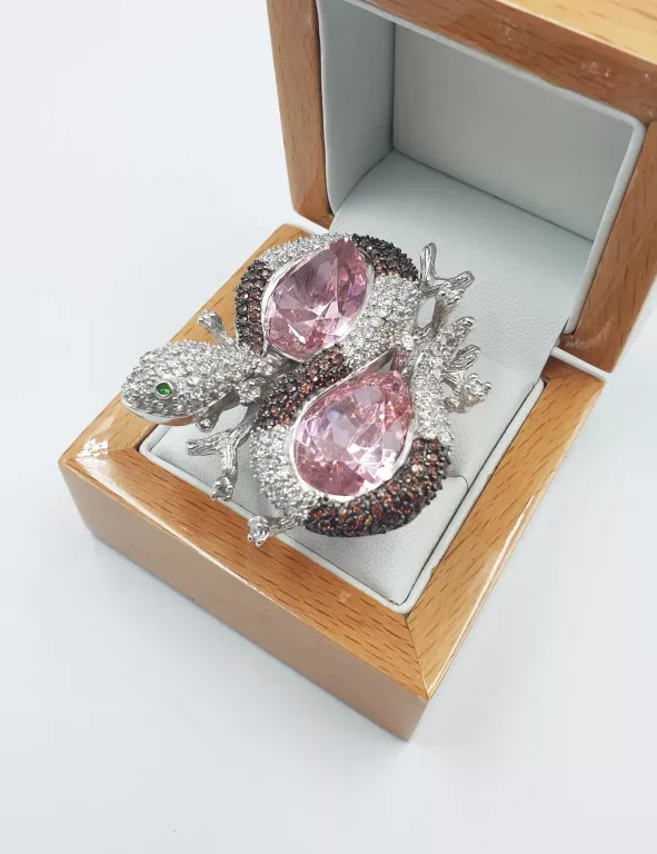 srebrny-pierscionek-z-kamieniami-4244gr-p925-stan-uzywany