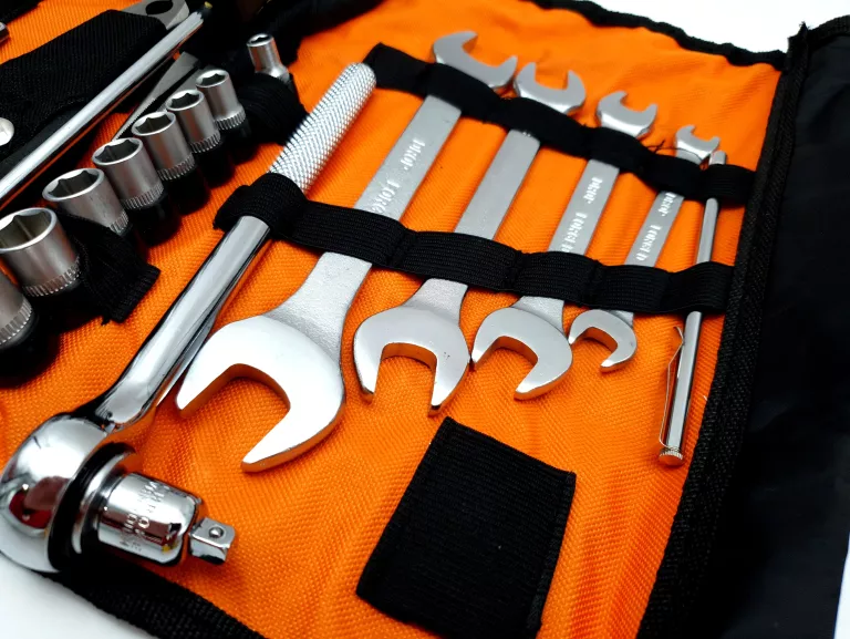 ZESTAW NARZĘDZI BLACK DECKER