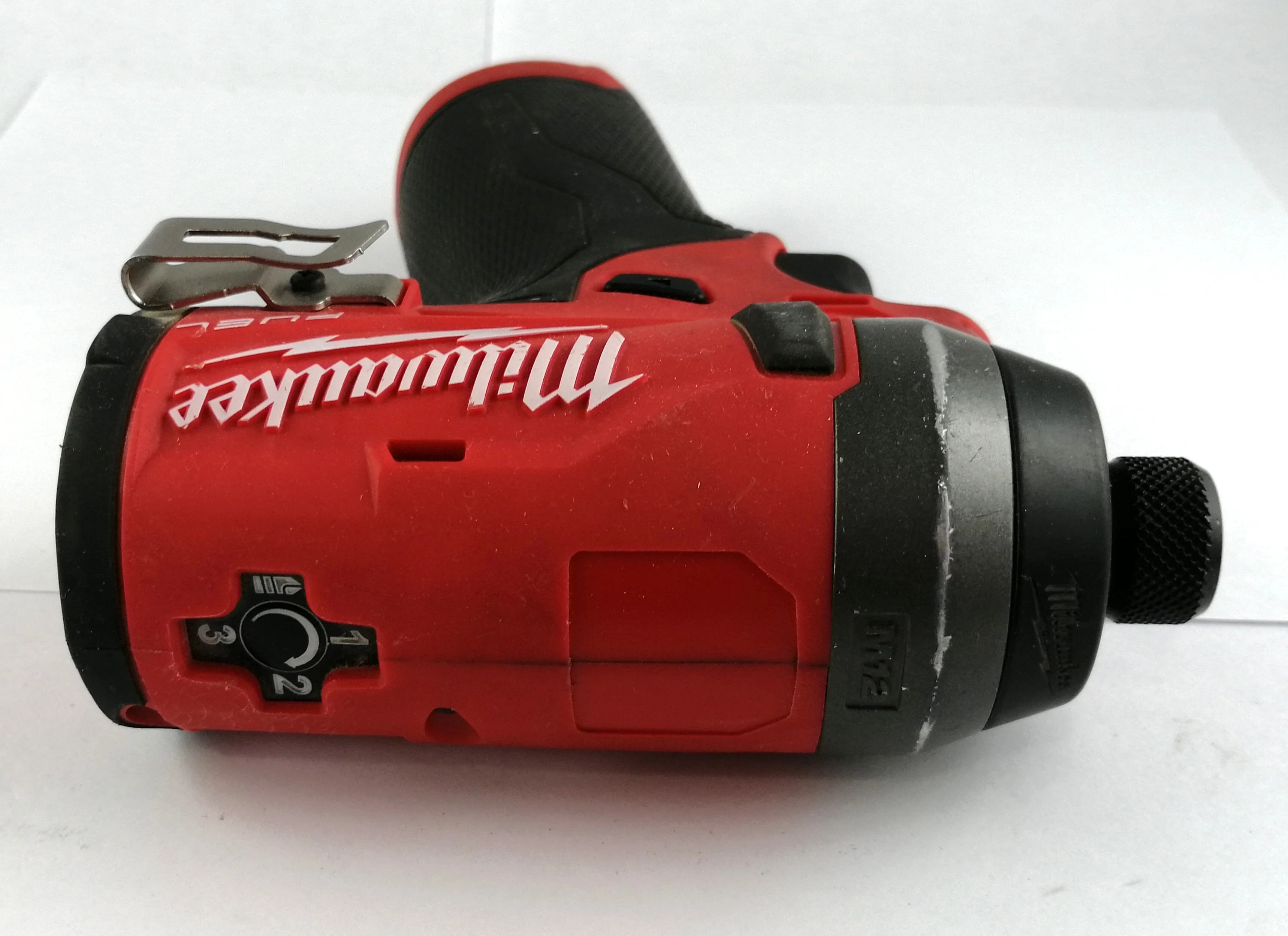 milwaukee-zakretarka-udarowa-hex-m12-fid-0-stan-uzywany