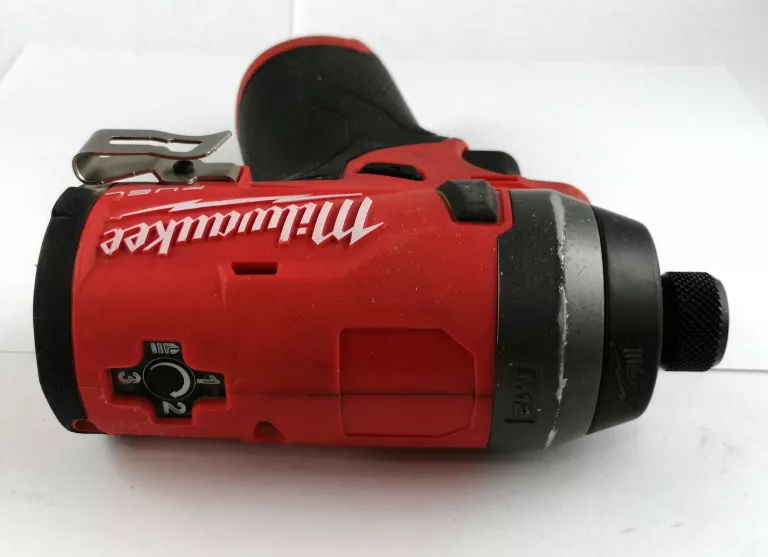 milwaukee-zakretarka-udarowa-hex-m12-fid-0-stan-uzywany