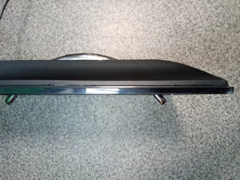 SMART TV SAMSUNG UE22H5600 22 " FULL HD PILOT
