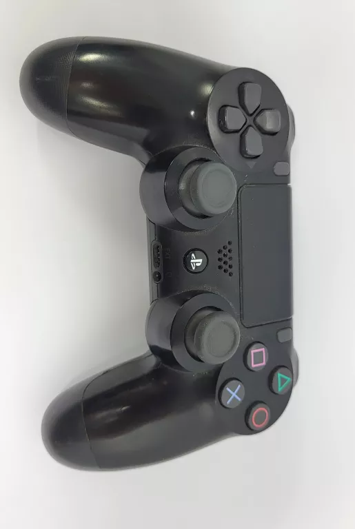pad-ps4-pochodzenie-oryginal