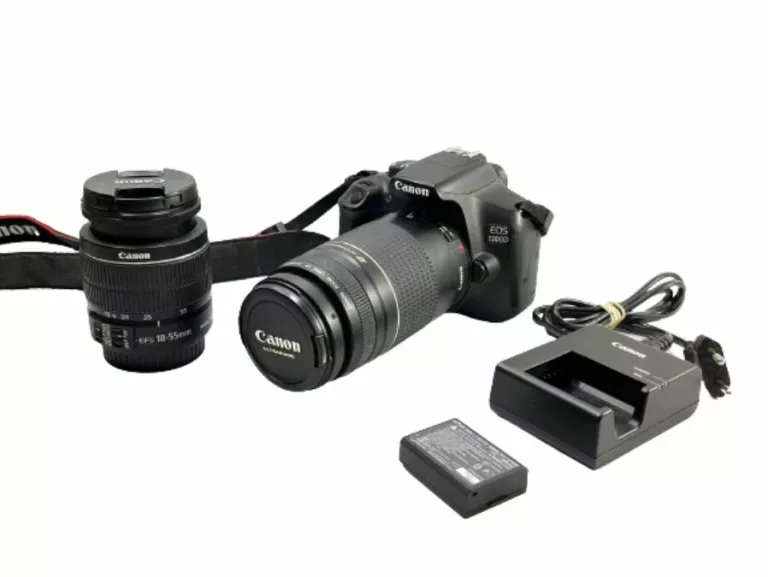 APARAT CANON EOS 1300D DS126621
