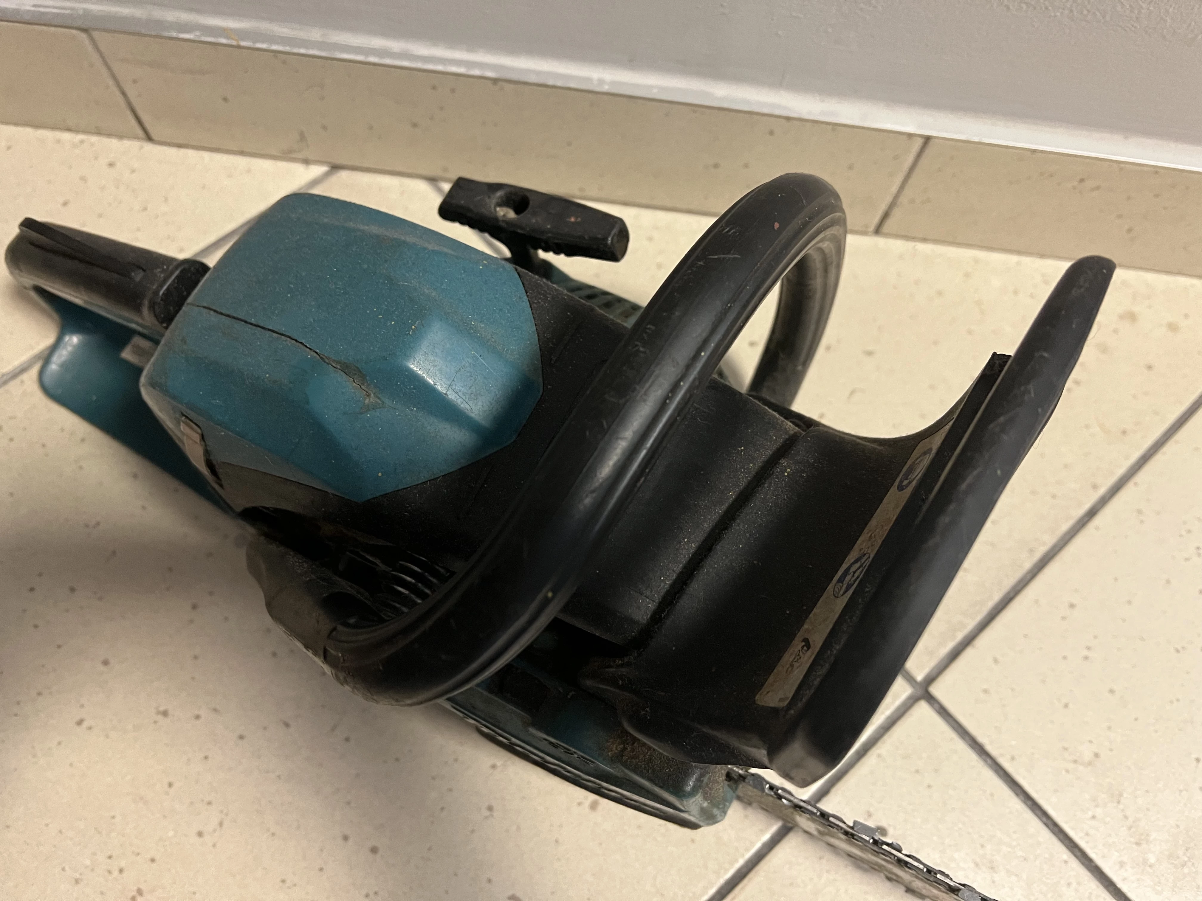 makita-pila-lancuchowa-ea3600f-polecamy-marka-makita