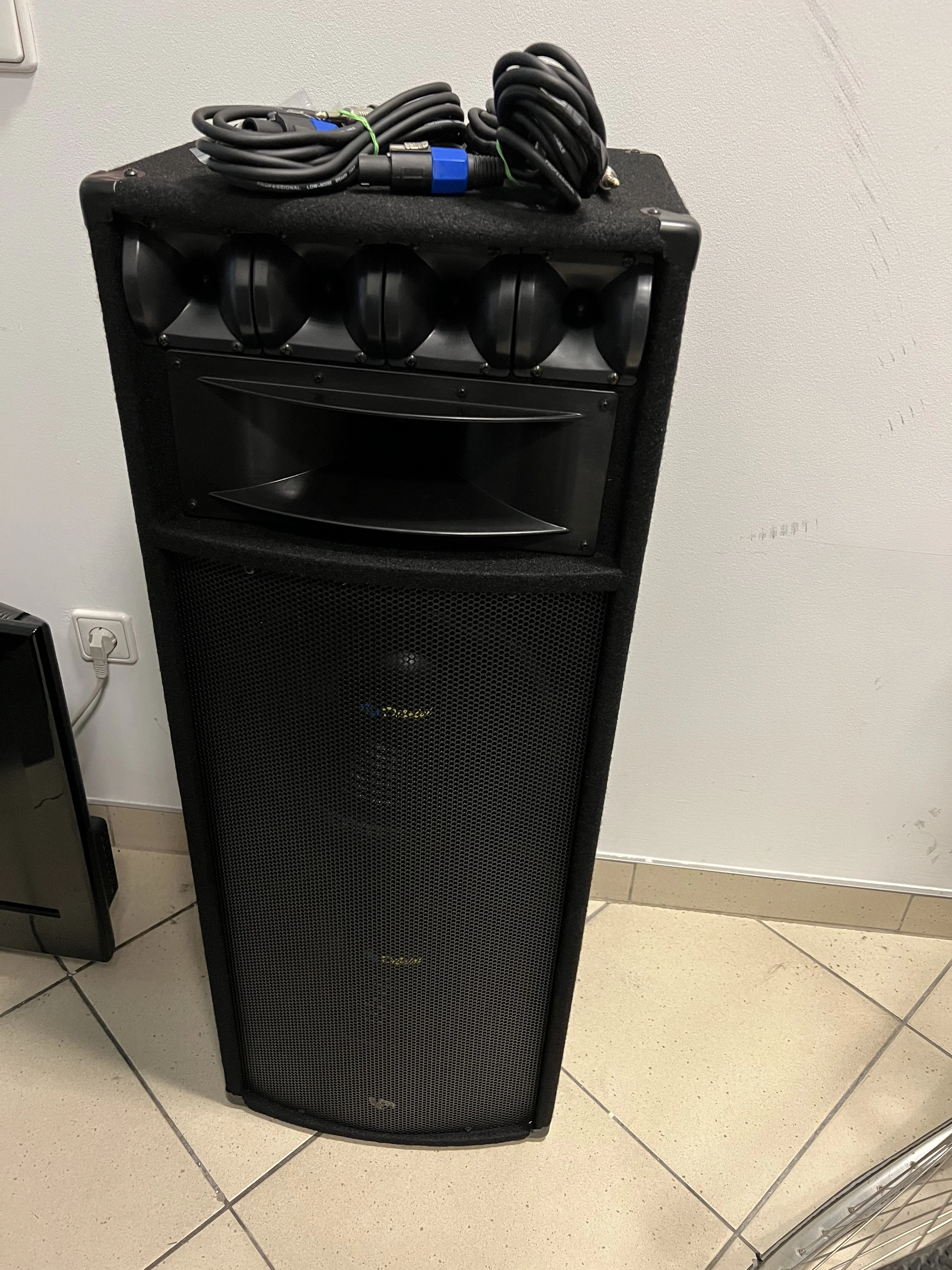 kolumna-estradowa-dibeisi-q1240-okazja-sobieskiego-3-dabrowa-gornicza