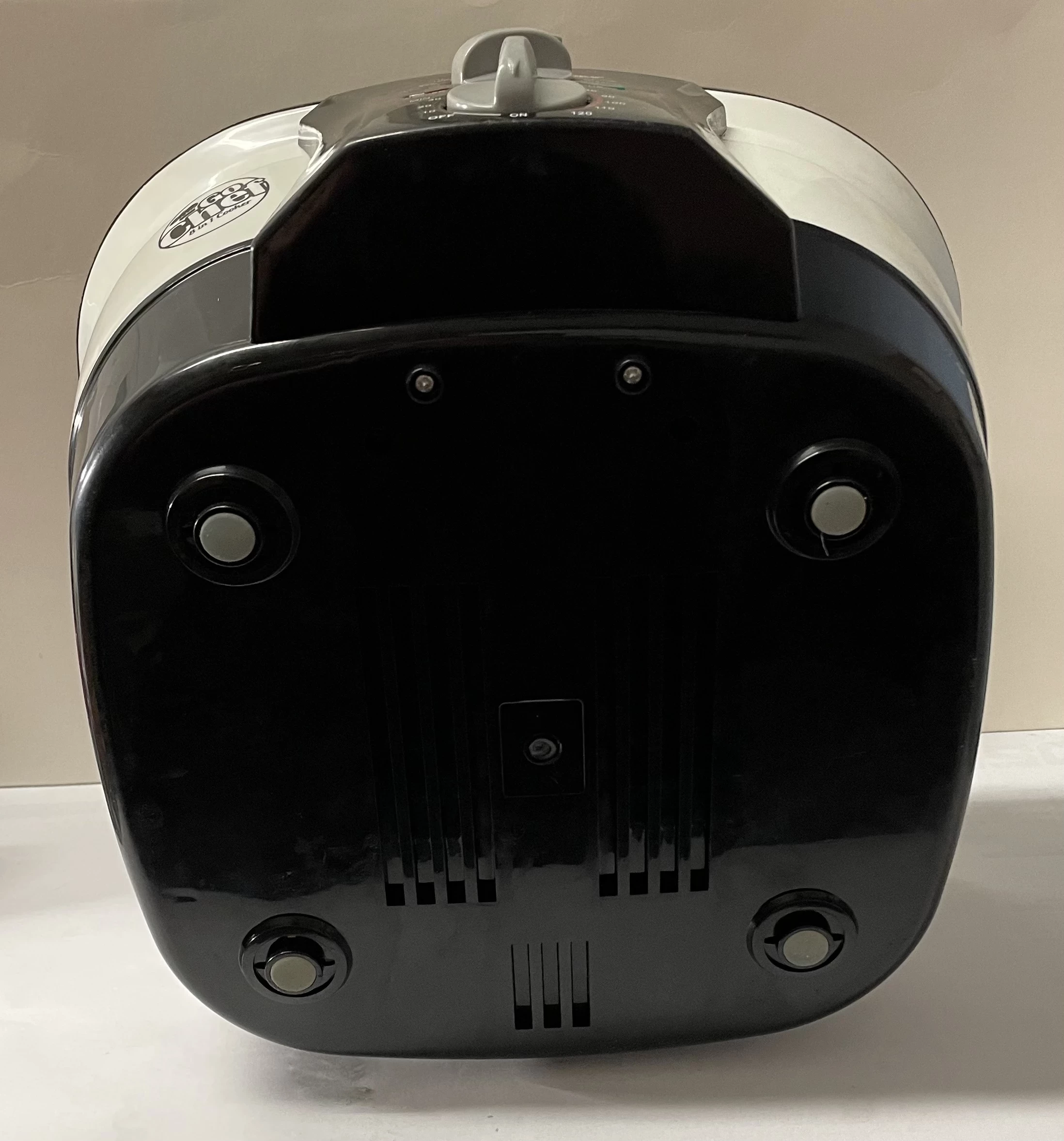 multicooker-8w1-jml-gochef-mf-02-stan-uzywany