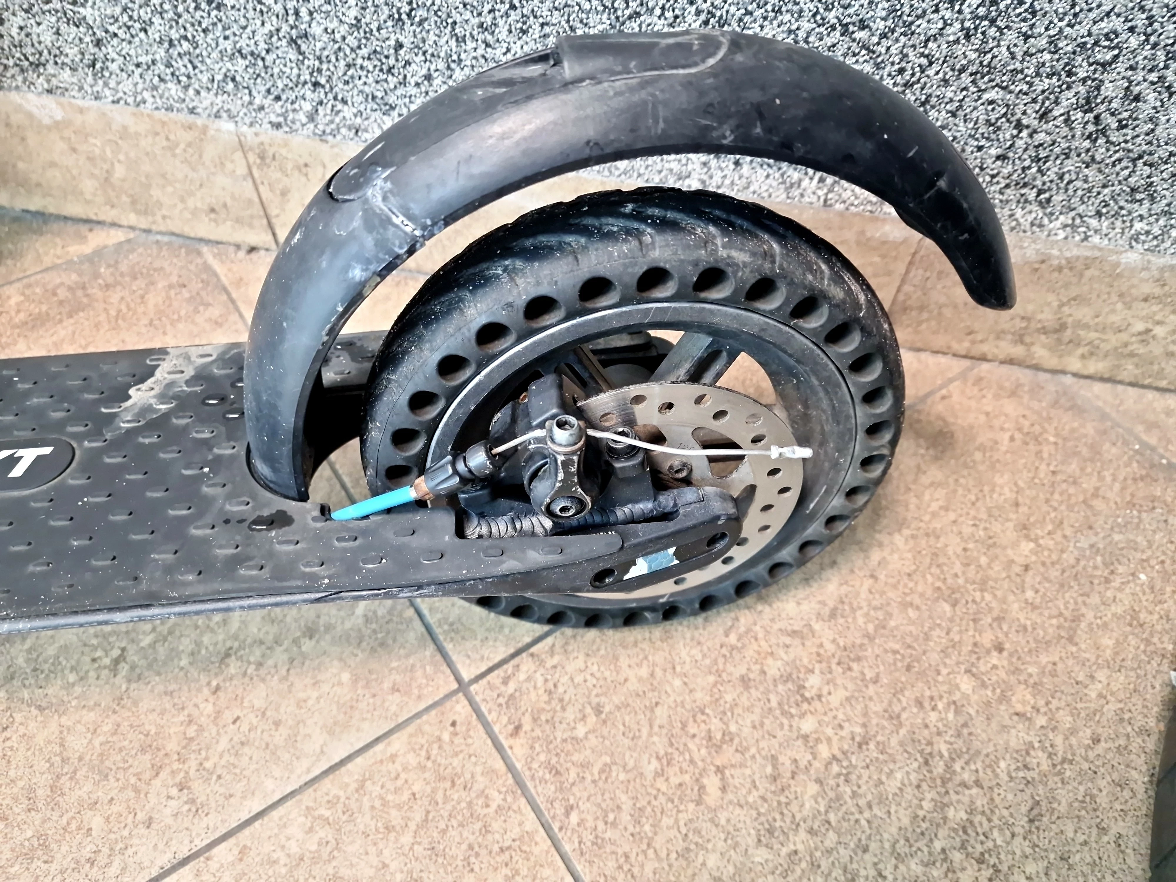 hulajnoga-elektryczna-blaupunkt-esc-808-kolor-czarny