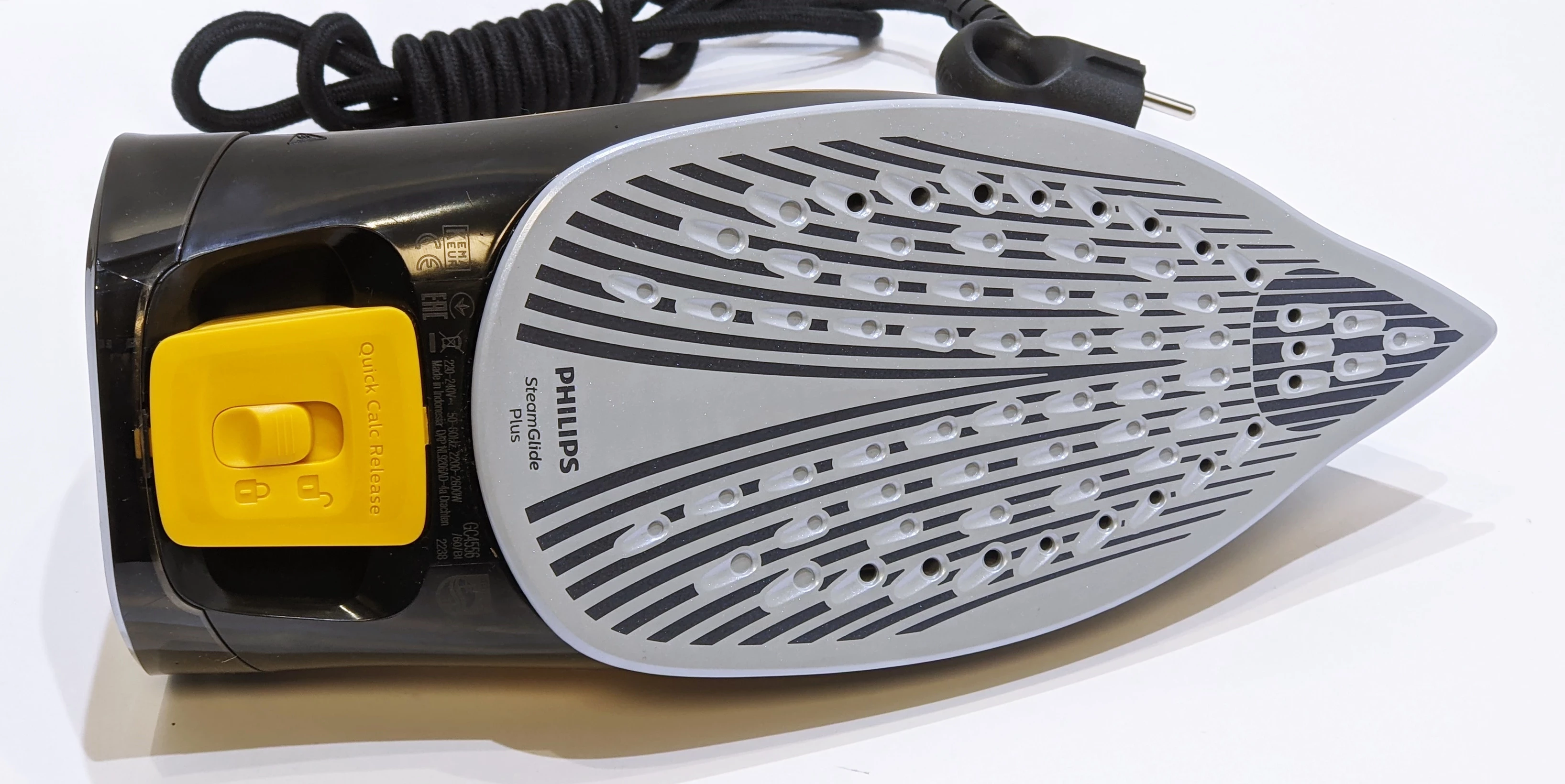 zelazko-philips-gc455660-azur-7000-series-marka-philips