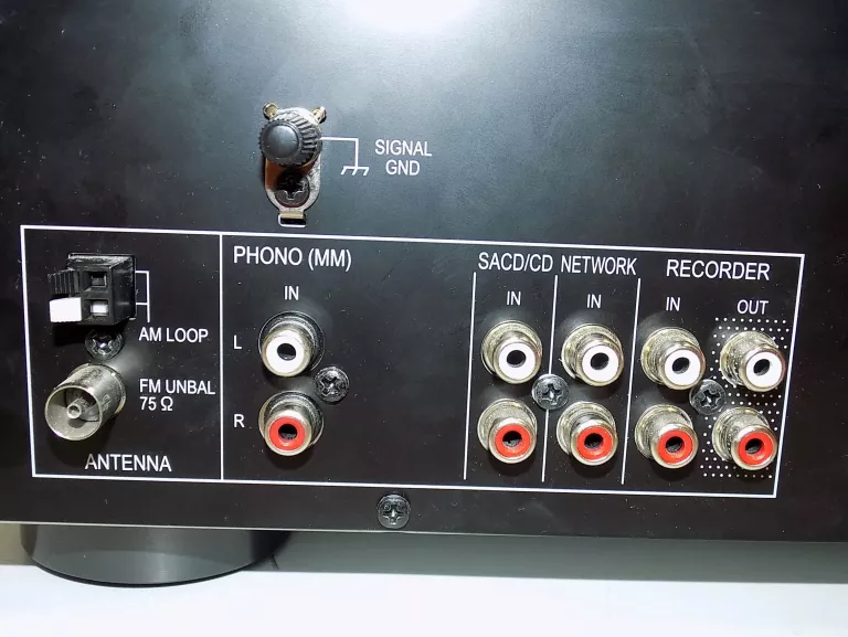 KONKRETNY AMPLITUNER PIONEER SX-20-K