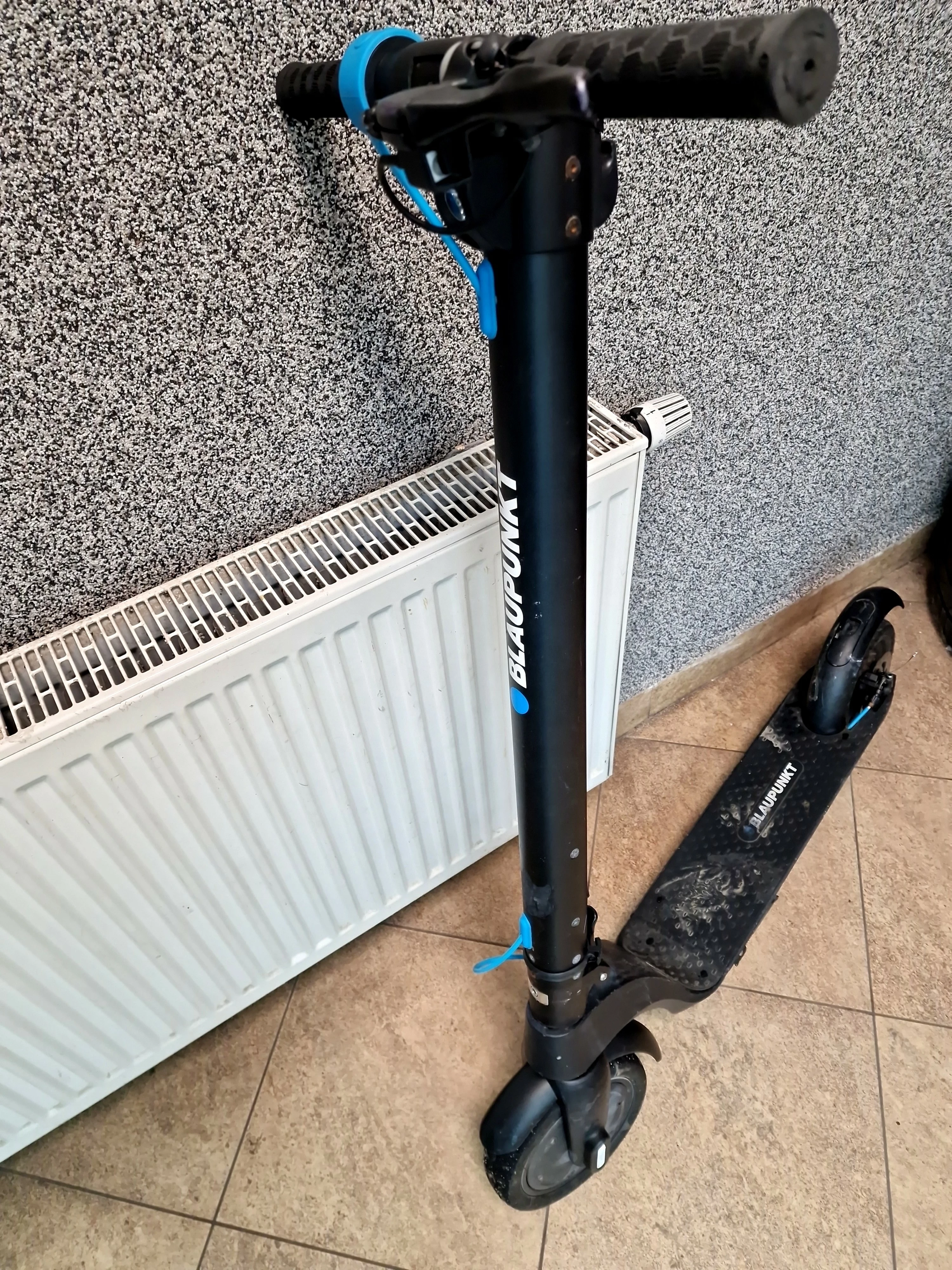 hulajnoga-elektryczna-blaupunkt-esc-808-predkosc-maksymalna-25