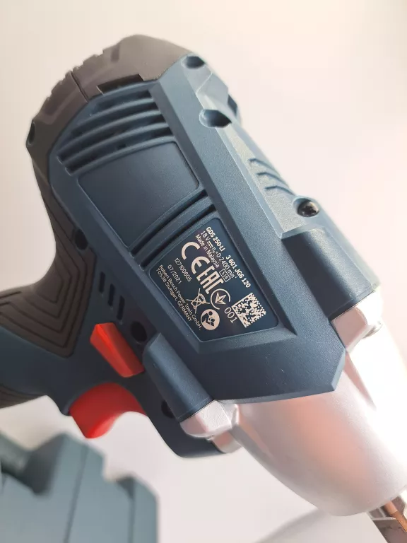 KLUCZ UDAROWY BOSCH GDS 250-LI 8V 3.0AH 2X AKUM.