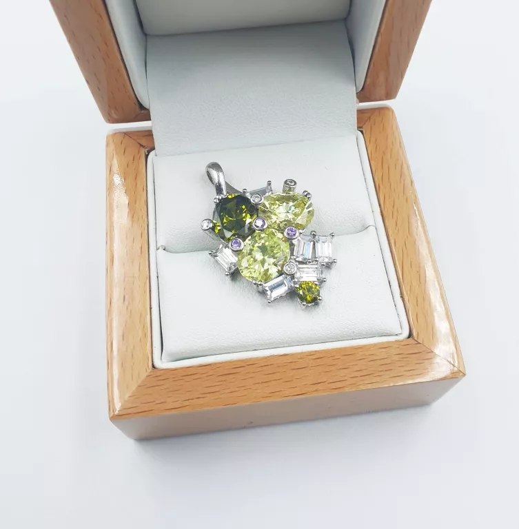 srebrna-zawieszka-z-krysztalami-843gr-p925-komandorska-147-wroclaw