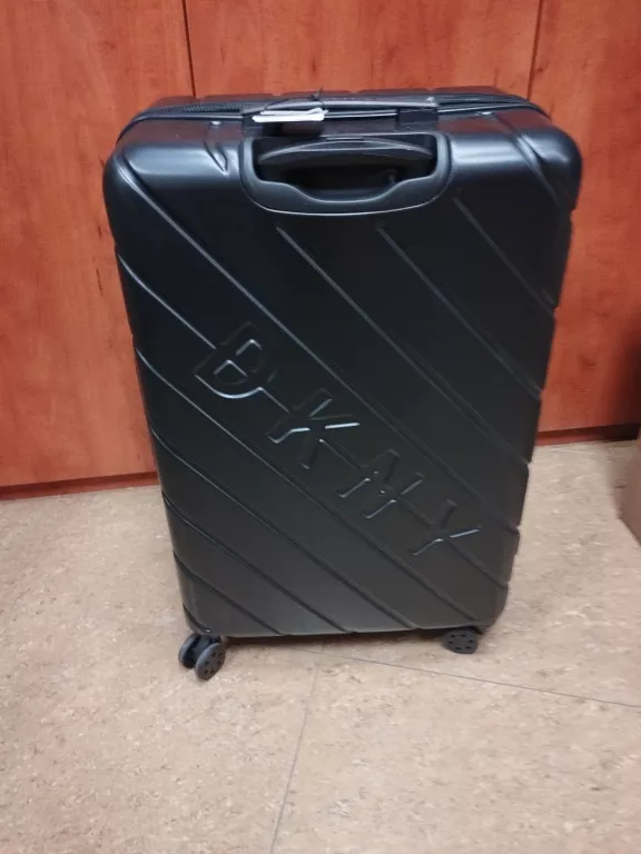 walizka-dkny-czarna-mrongowiusza-7-olsztyn