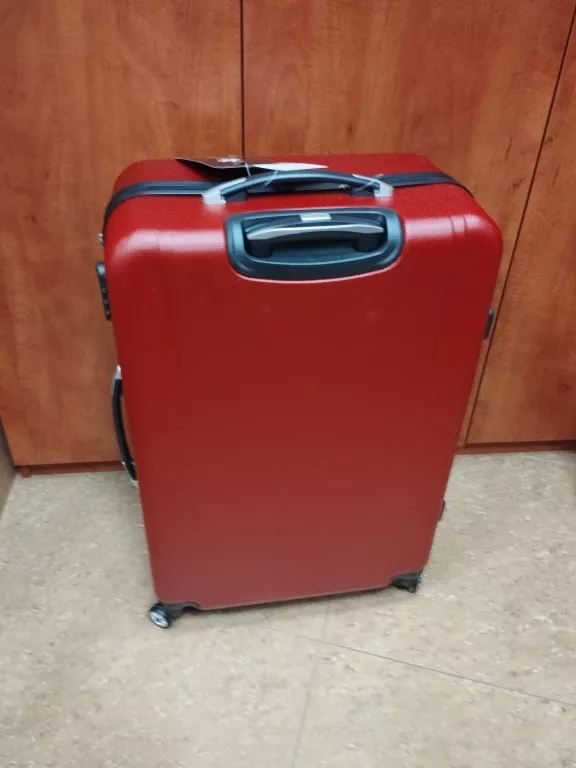 walizka-beverly-hills-polo-club-stan-powystawowy