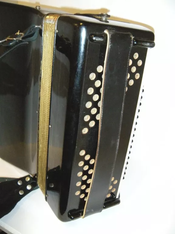 AKORDEON HOHNER VERDI 2