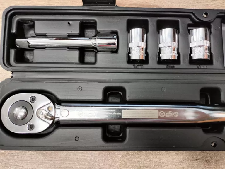 klucz-dynamometryczny-walter-12-80-210-nm-stan-powystawowy