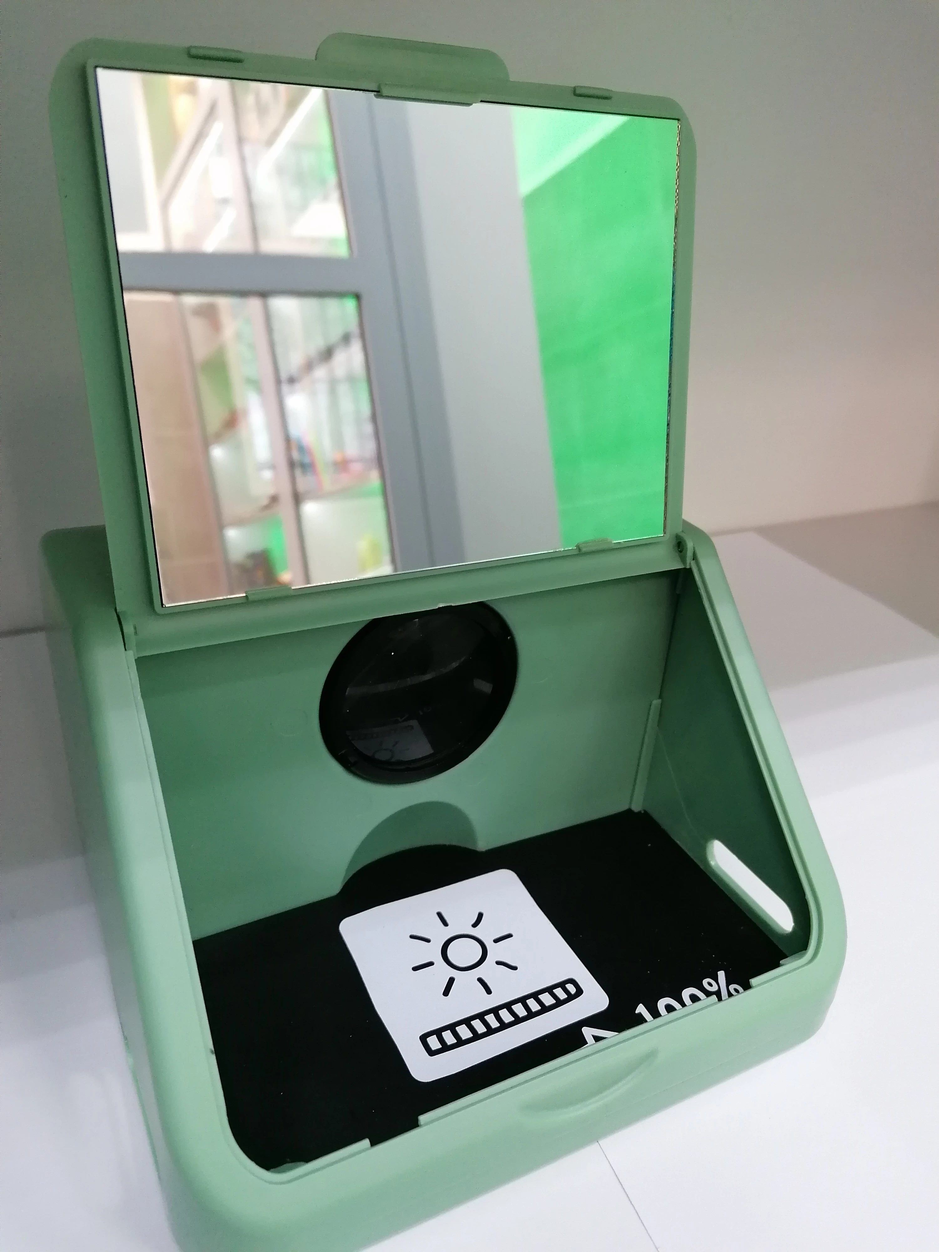 projektor-do-smartfona-flying-tiger-denmark-ean-gtin-0200030359721