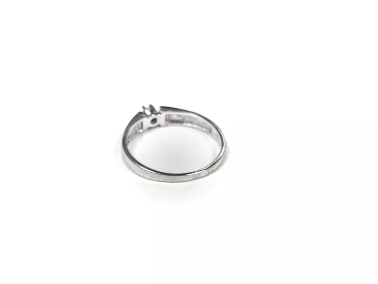 zareczynowy-pierscionek-z-brylantem-585-14k-r12-kamien-17088-524288