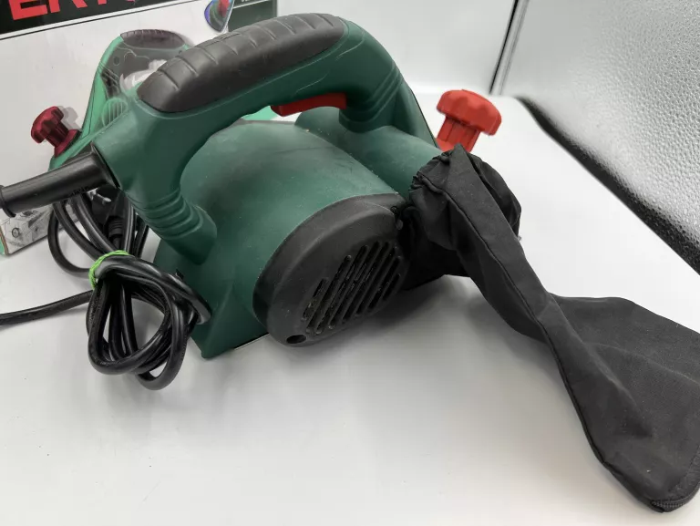 STRUG HEBEL ELEKTRYCZNY 710W VERTO 52G607 82 MM