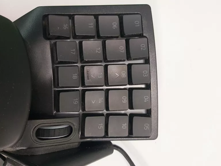 KLAWIATURA GAMINGOWA RAZER TARTARUS V2 ŚWIETNY