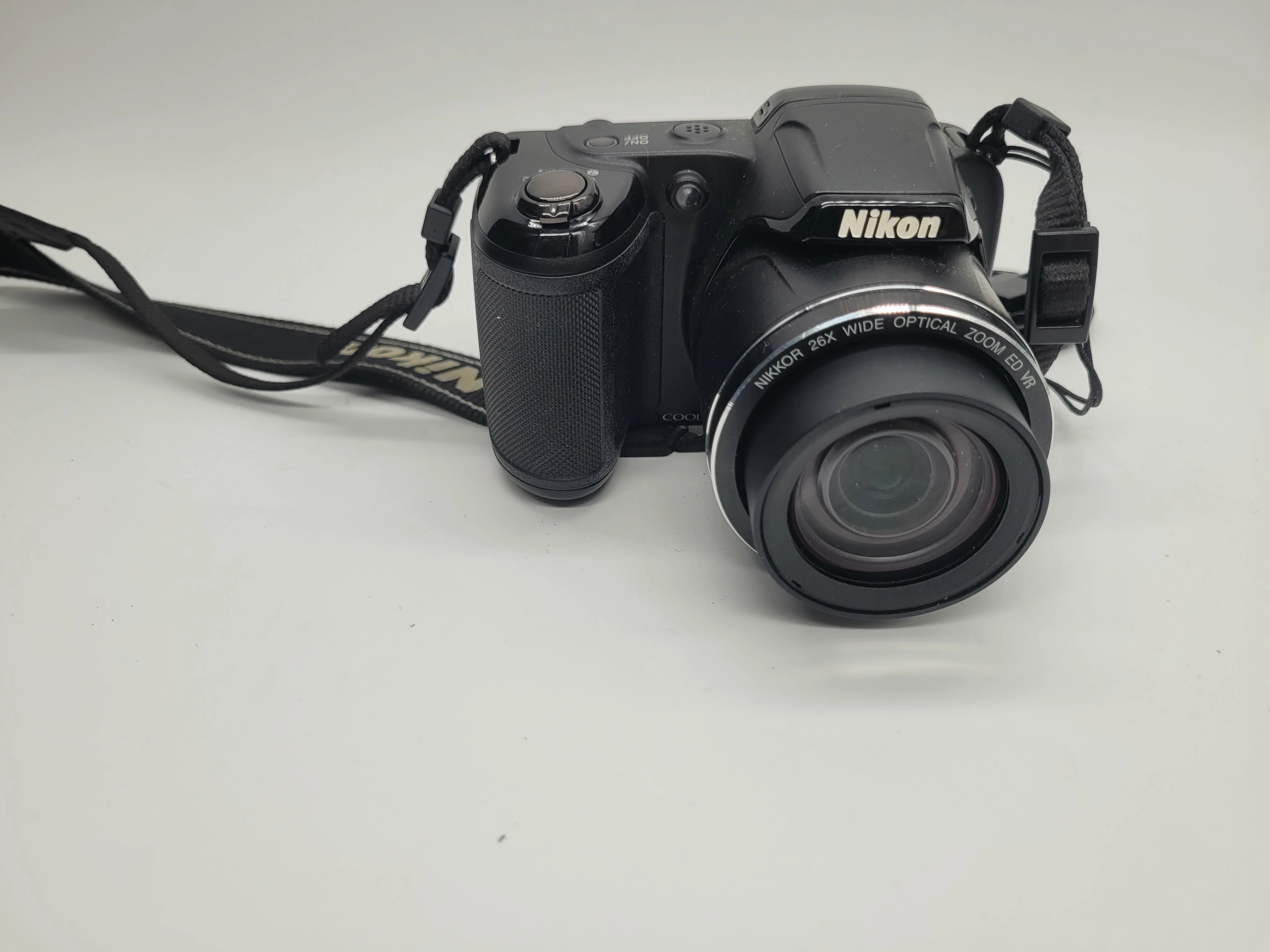 aparat-cyfrowy-nikon-coolpix-l330-kod-producenta-vna690e1