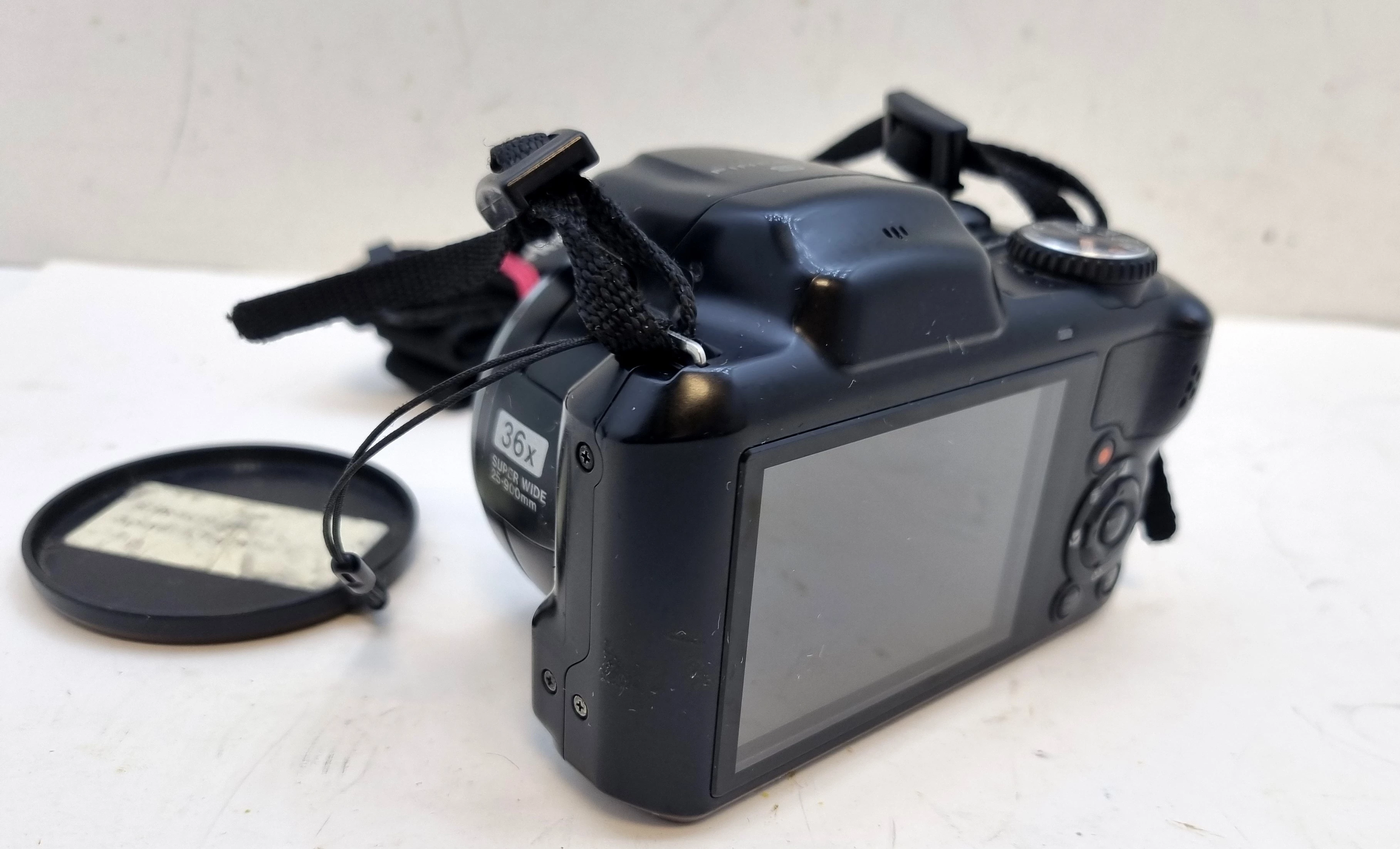 aparat-fujifilm-finepix-s8600-jakosc-video-720p