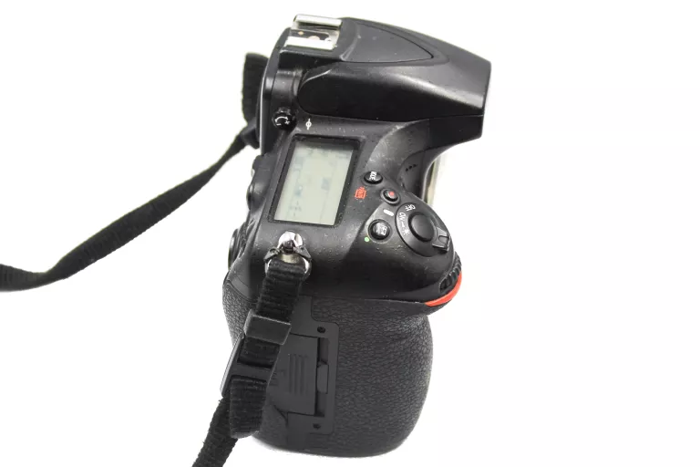 nikon-d810-363mpx-body-czulosc-iso-100