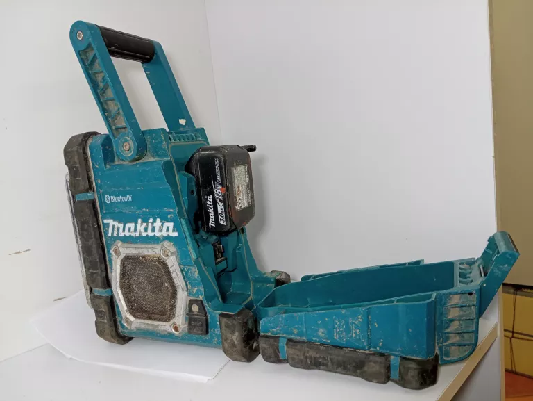RADIO MAKITA DMR108 + AKUMULATOR