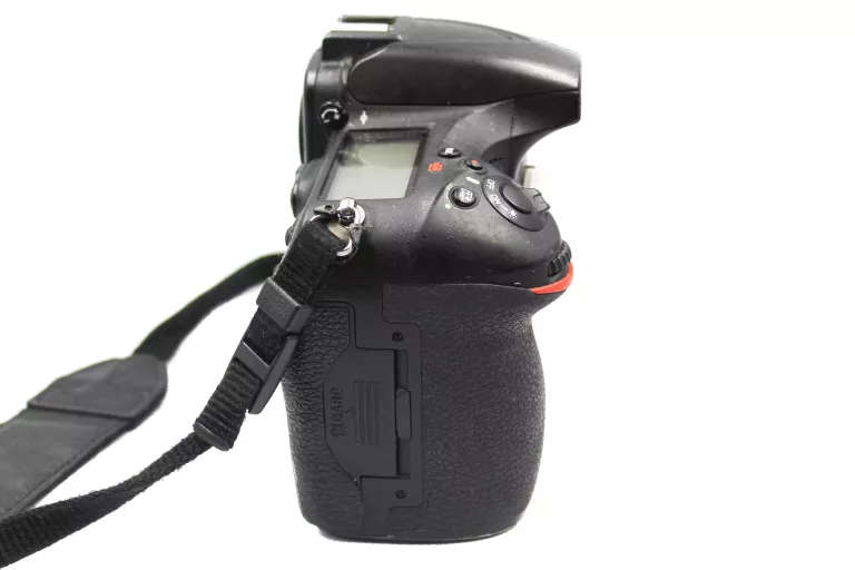 nikon-d810-363mpx-body-marka-nikon