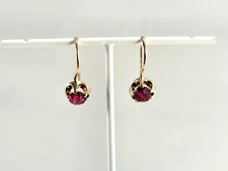 zlote-kolczyki-bigiel-zamkniety-synt-ametyst-23-rodzaj-bigla-zamkniety