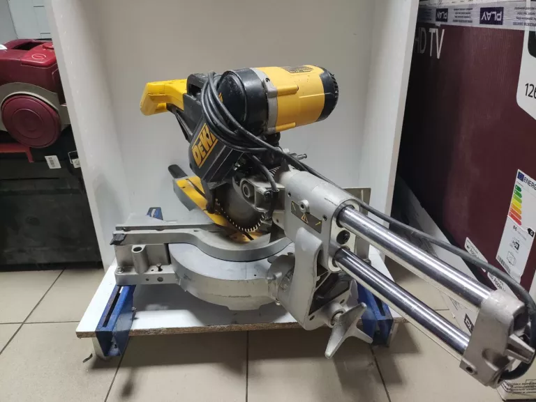 UKOŚNICA DEWALT DWS780-QS