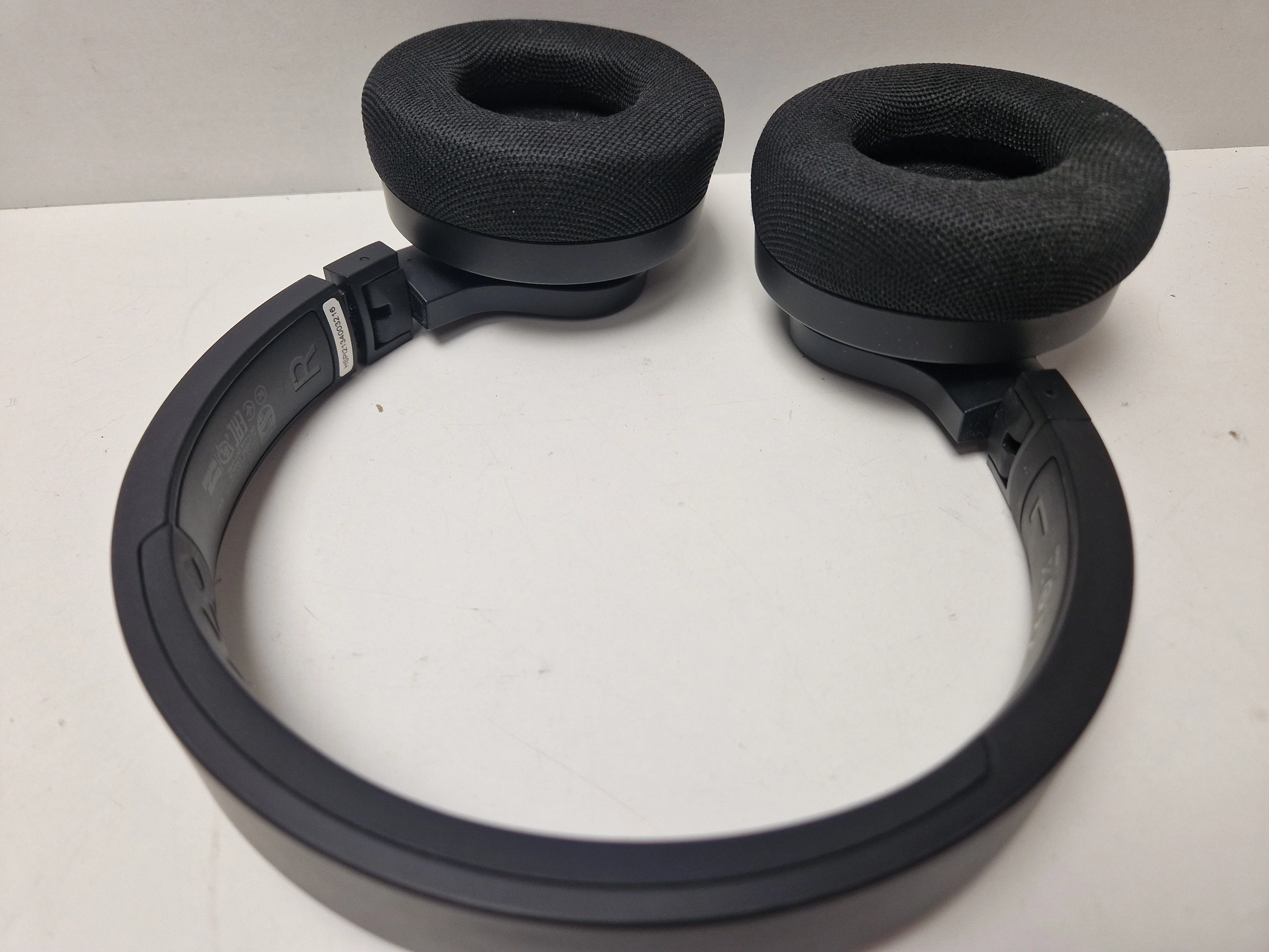 sluchawki-bezprzewodowe-philips-taa4216bk-model-taa4216bk00-czarny