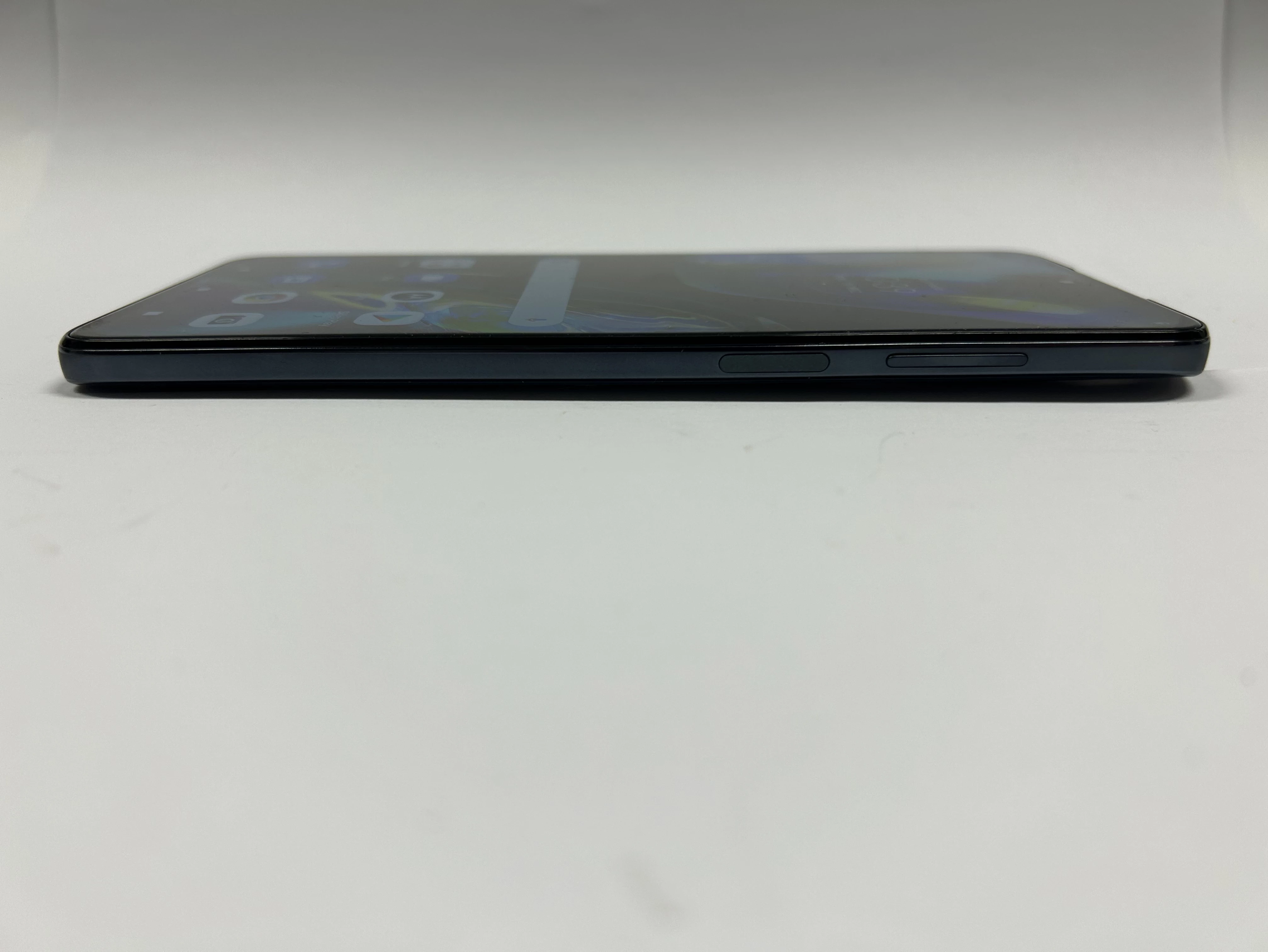 telefon-motorola-moto-g82-5g-typ-smartfon