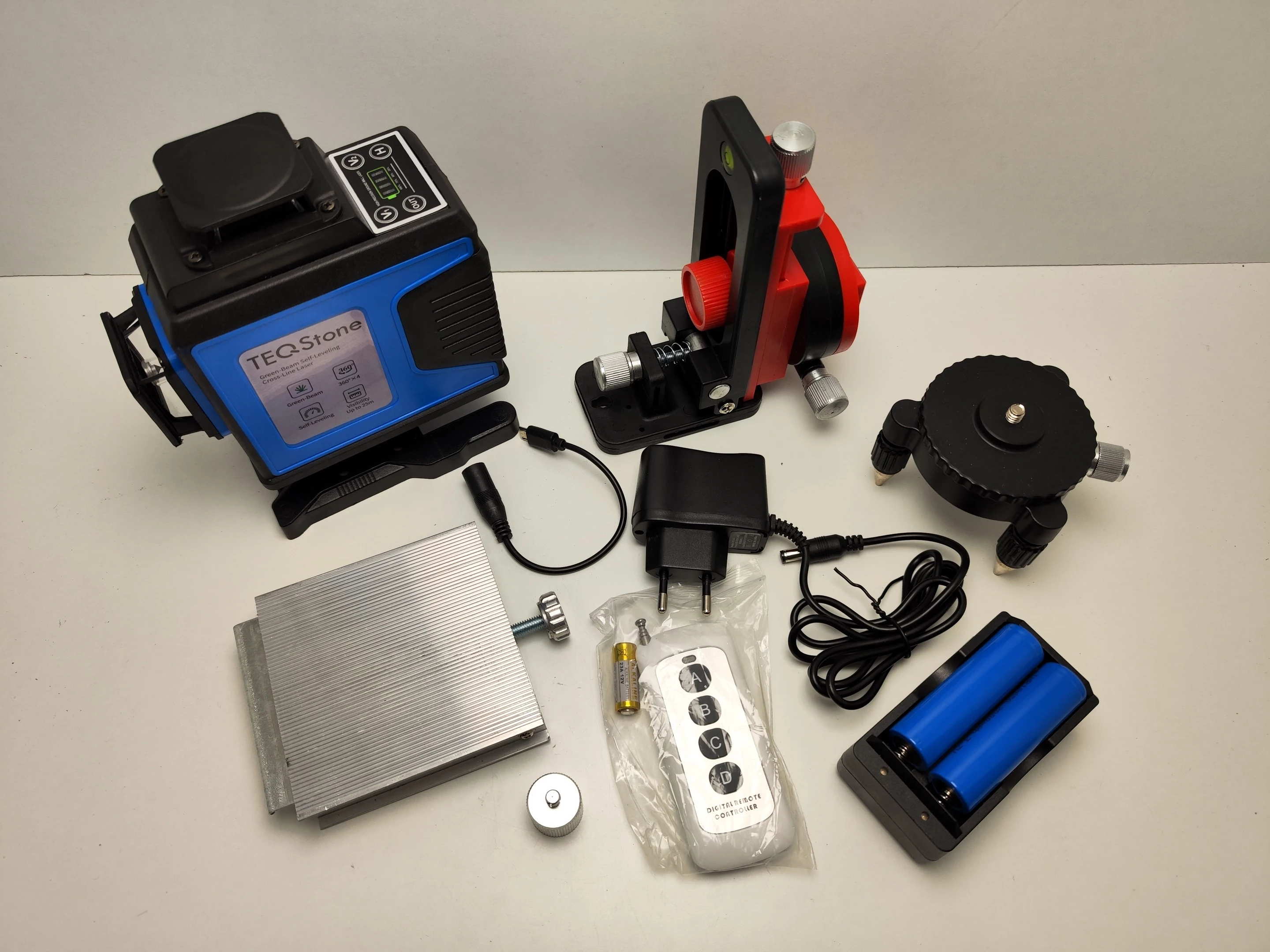 laser-krzyzowo-liniowy-teqstone-uszkodzony-dokladnosc-pomiaru-02