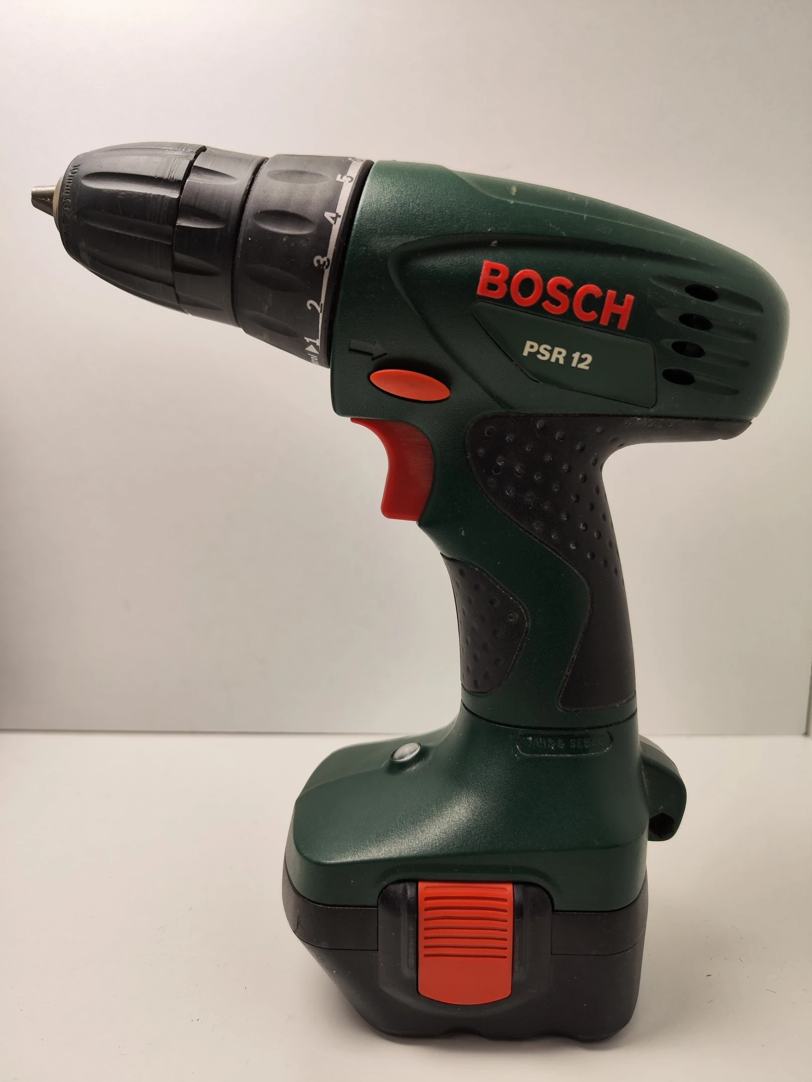 wkretarka-bosch-psr-1-12-12v-uszkodzona-rodzaj-silnika-silnik-szczotkowy