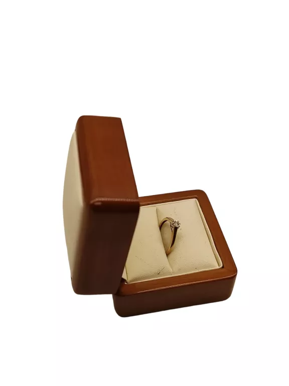 zloty-pierscionek-375-brylant-r10-rodzaj-2205-2