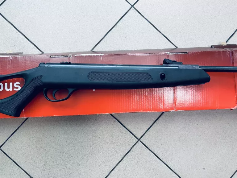 WIATRÓWKA HATSAN STRIKER EDGE 4,5 MM (T009389)
