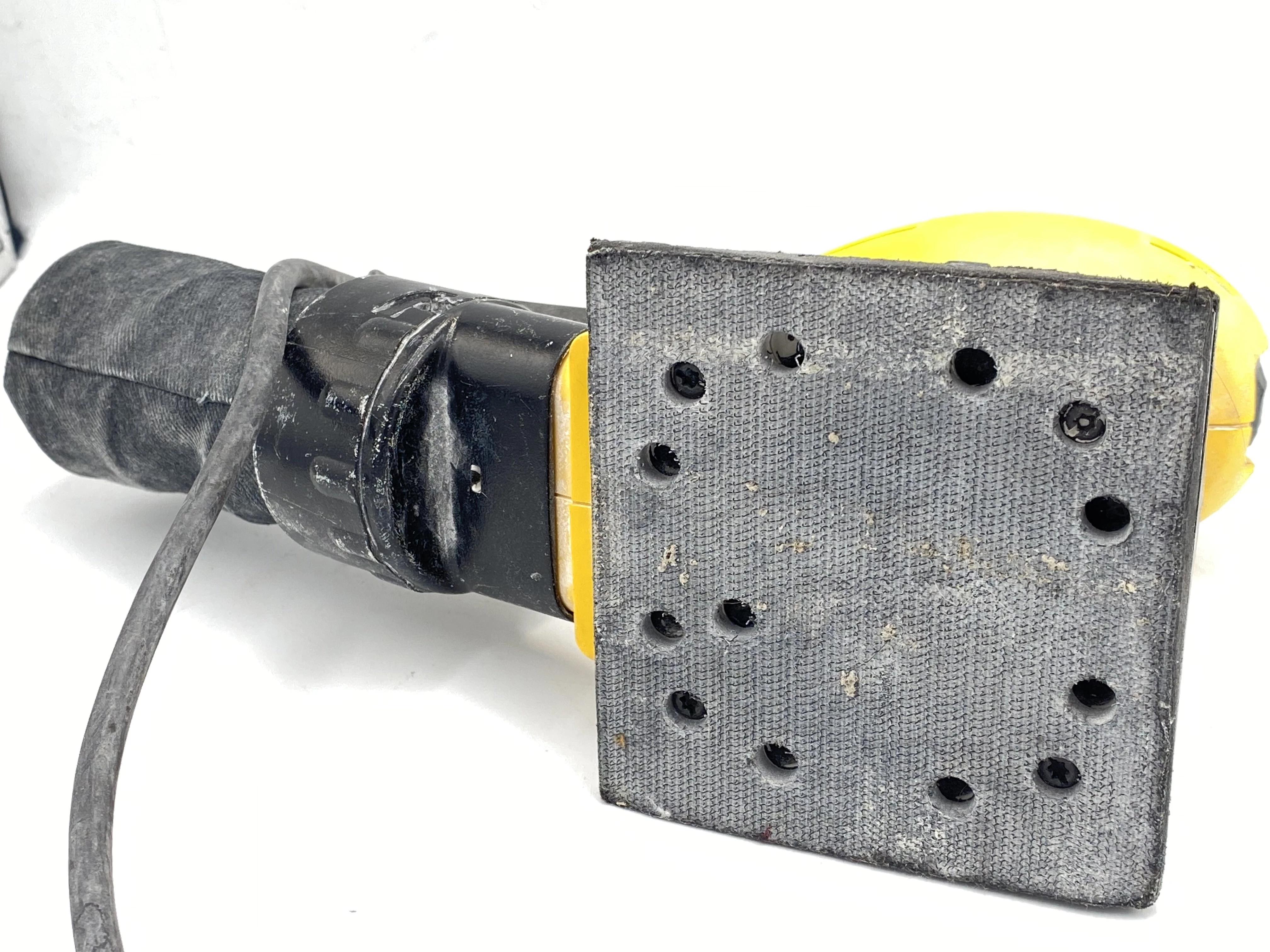 szlifierka-dewalt-d26441-kod-producenta-d26441