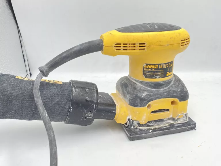szlifierka-dewalt-d26441-marka-dewalt