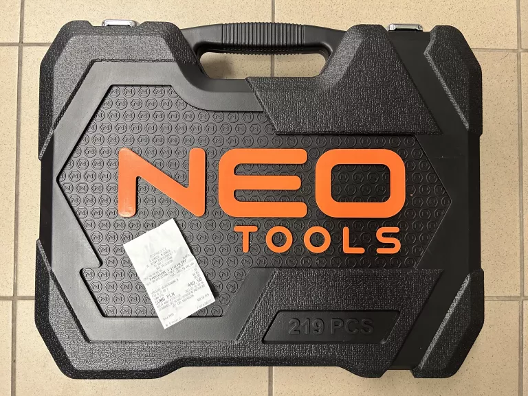 ZESTAW KLUCZY NEO TOOLS 219 PCS