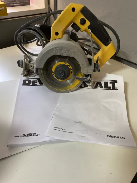 PILARKA TARCZOWA DEWALT DWC410