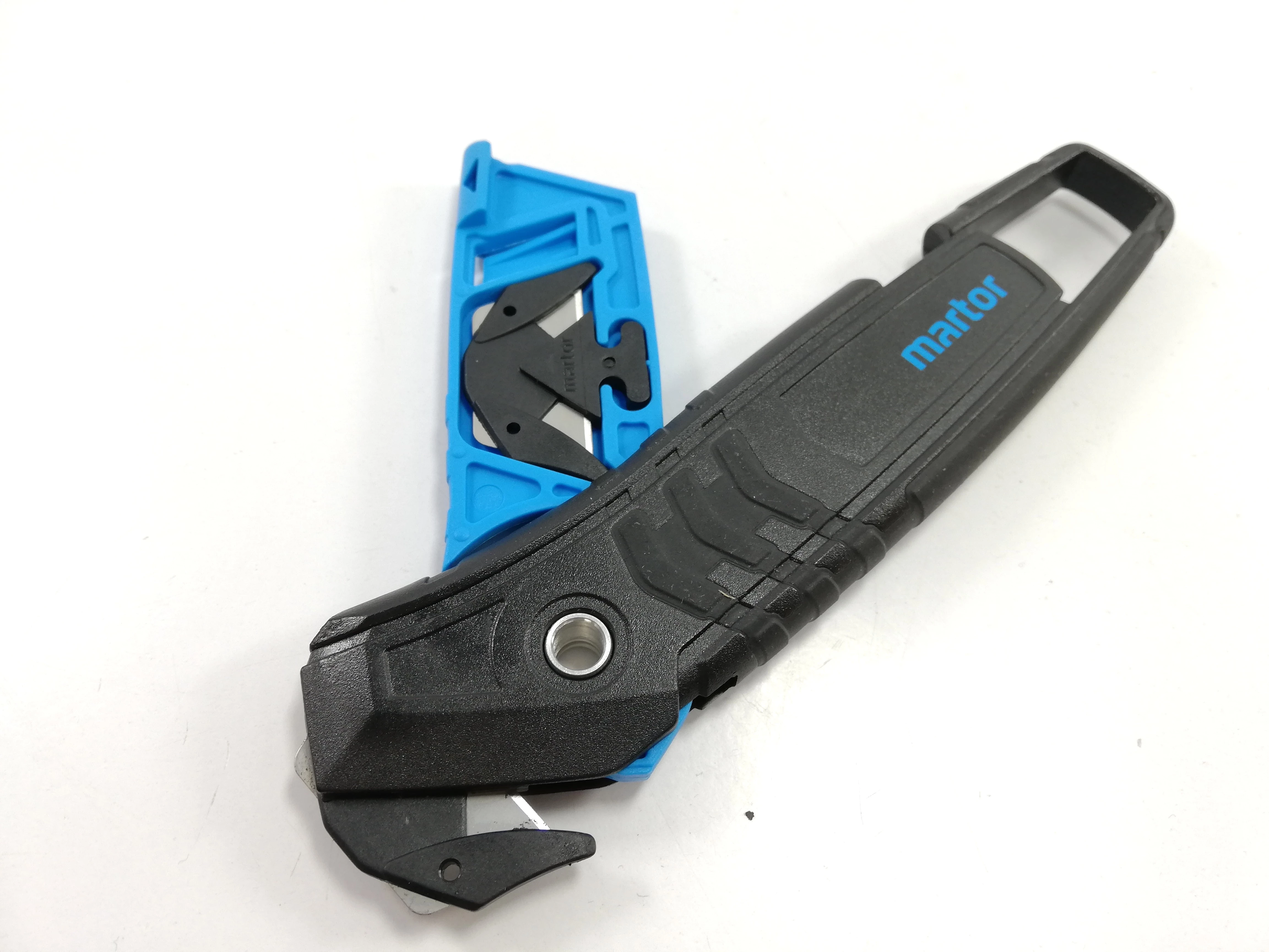 Martor Secumax 350 Concealed Blade Safety Cutter