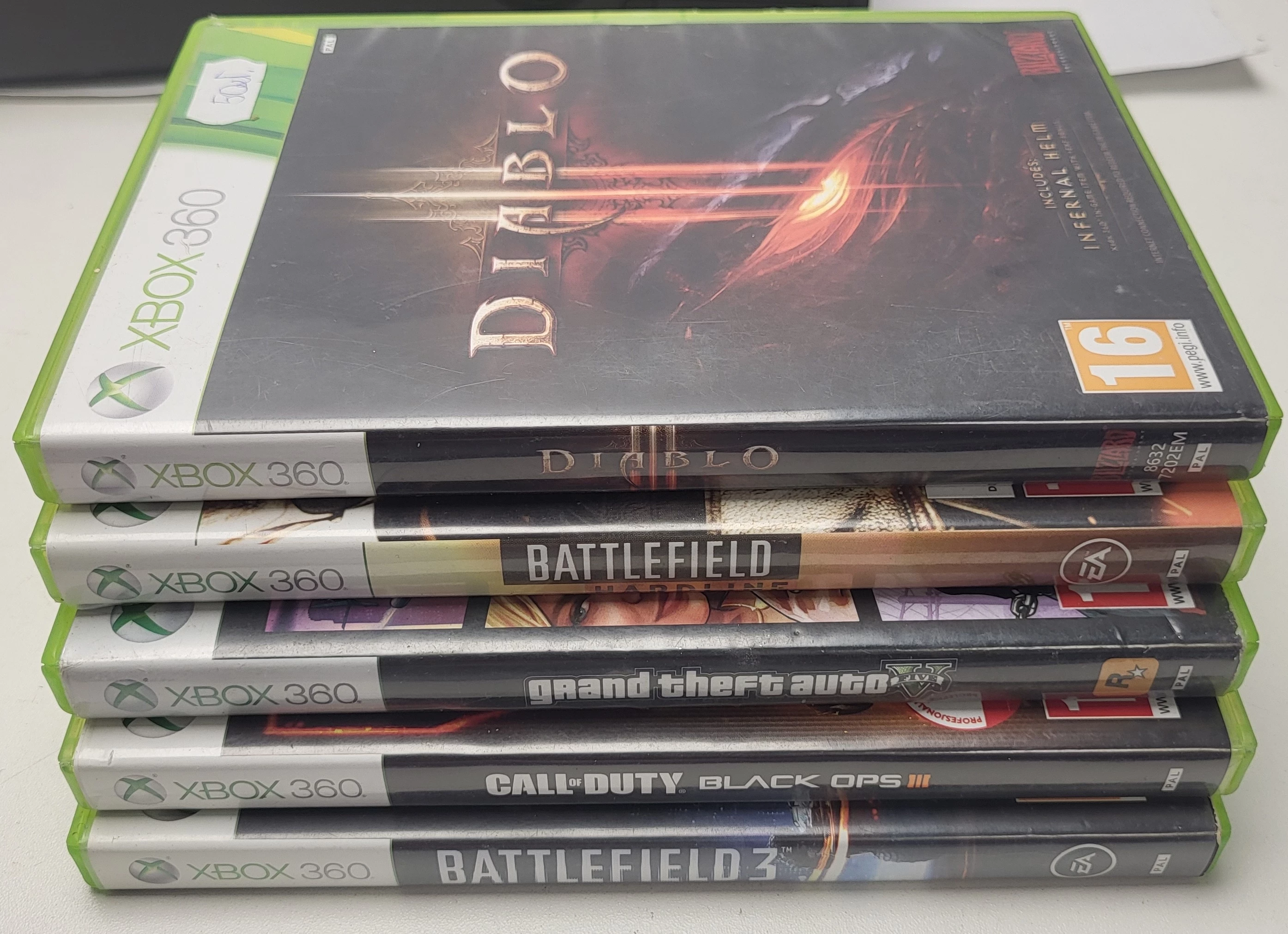 konsola-xbox-360-przerobiona-zestaw-gry-w-zestawie-brak-informacji