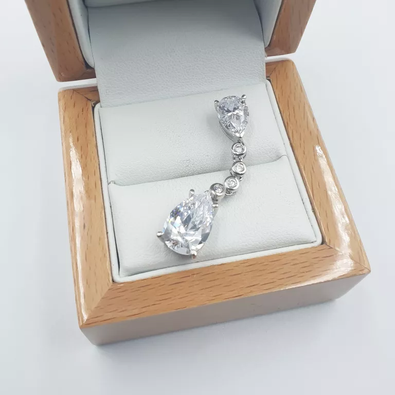 srebrna-zawieszka-z-krysztalami-478gr-p925-radosna-38-wroclaw