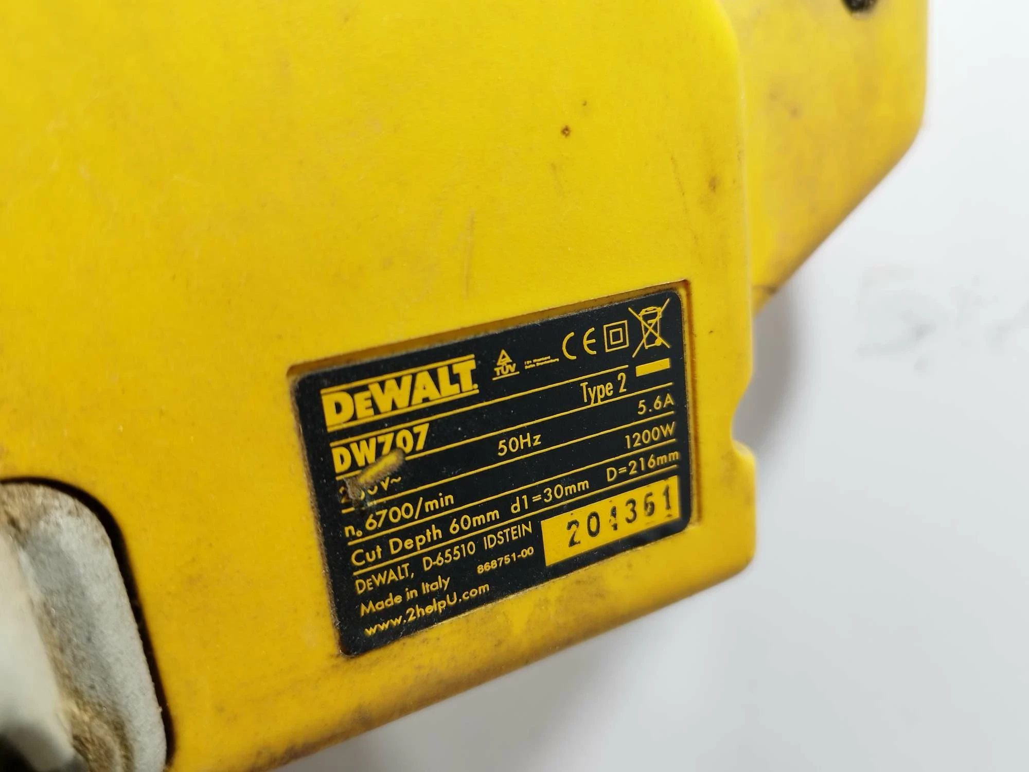 pila-ukosnica-dewalt-dw707-1200-w-216-mm-kod-producenta-dw707