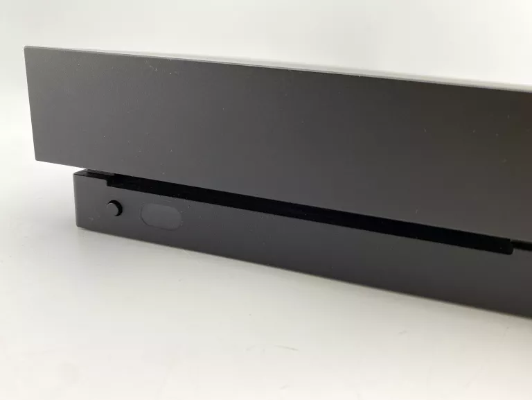 KONSOLA XBOX ONE X 1TB ZADBANA