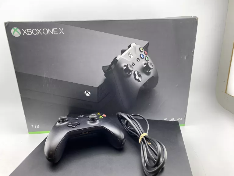 KONSOLA XBOX ONE X 1TB ZADBANA