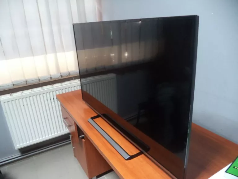 TELEWIZOR 50'' PANASONIC TX50CS520E + PILOT